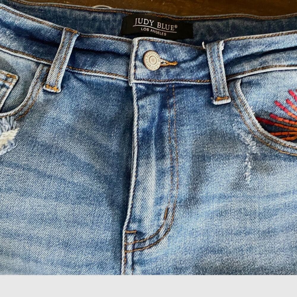 Judy Blue Medium Wash Distressed Jean Shorts with Sun Embroidery - Picture 5 of 13